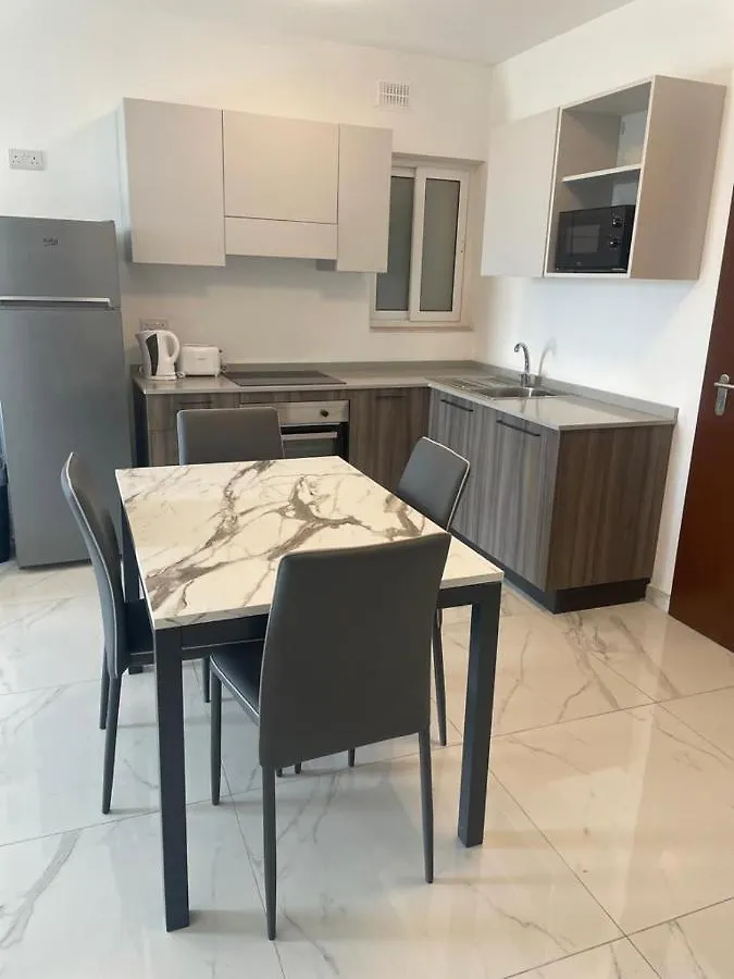 Blu-M Central Qormi Malte