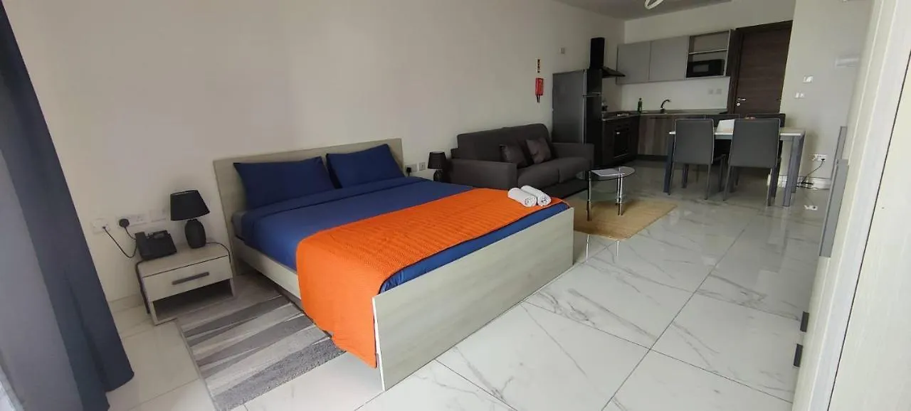 Blu-M Central Qormi