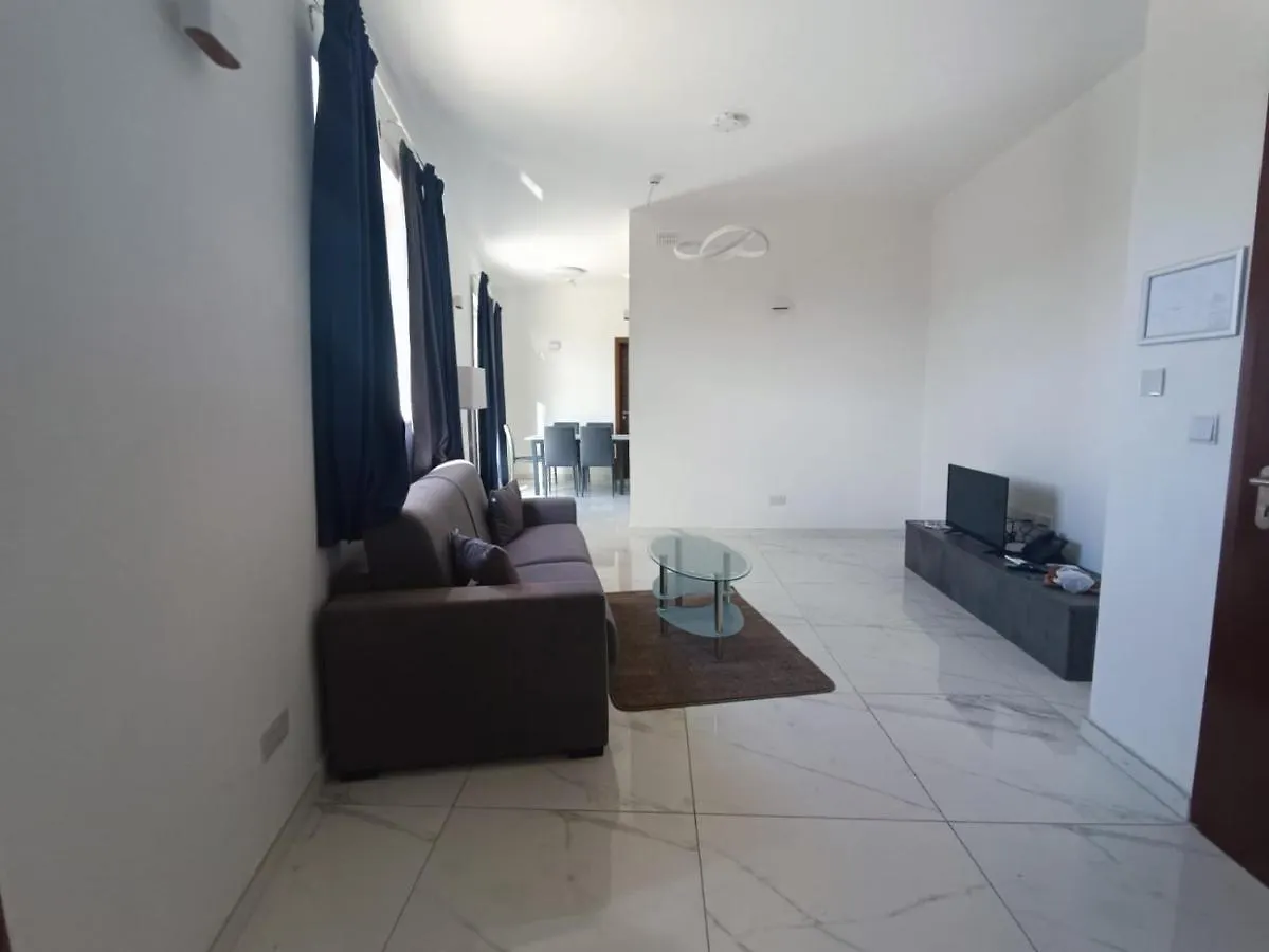 Blu-M Central Qormi Appartement